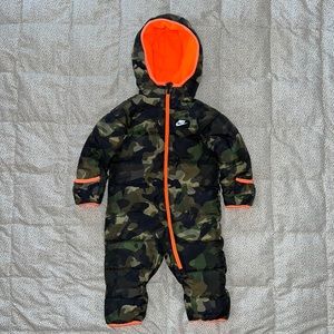 Nike winter snow suit